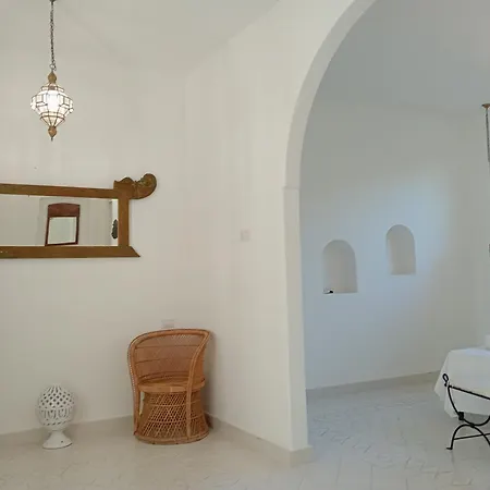 Sikelia Elegant *