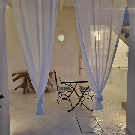 Sikelia Elegant