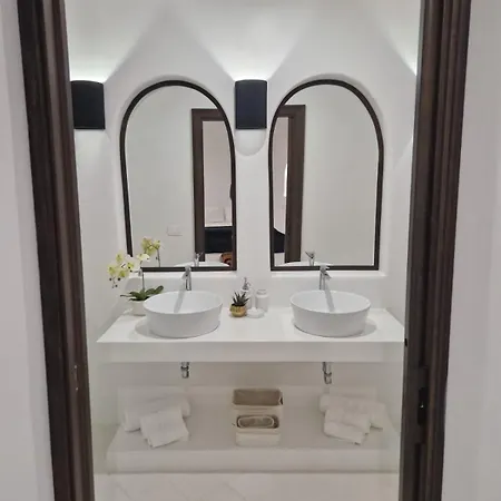 Sikelia Elegant *