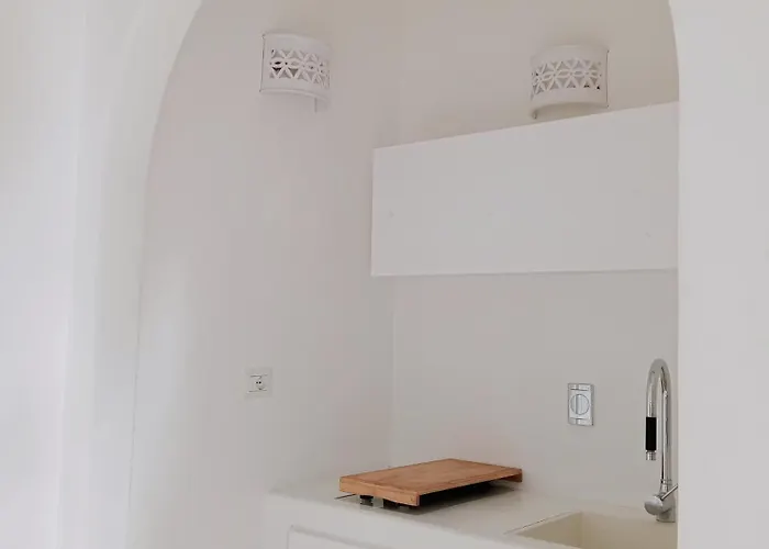 شقة Sikelia Elegant ليباري