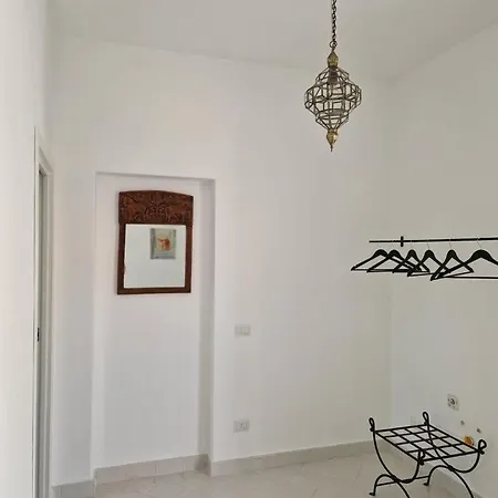 Sikelia Elegant