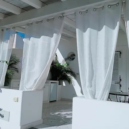 Sikelia Elegant 아파트 *