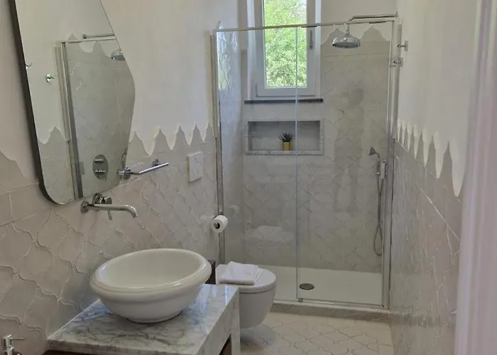 Sikelia Elegant Apartment *